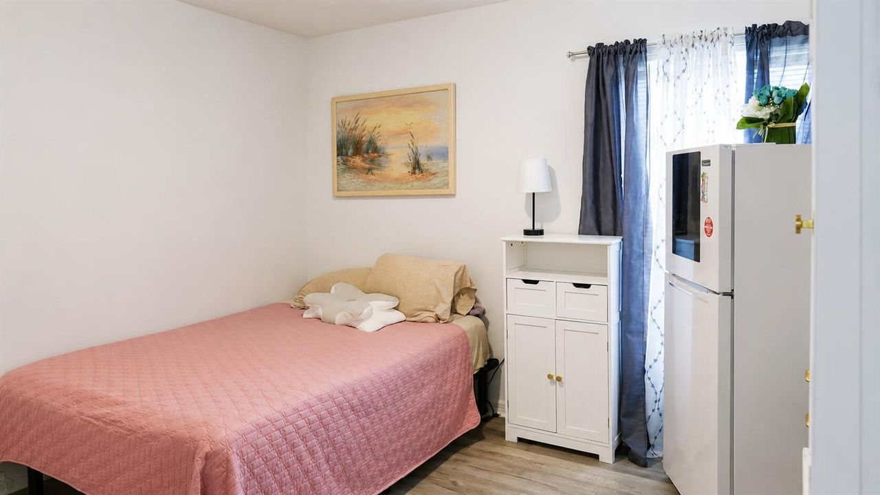 Bedroom2