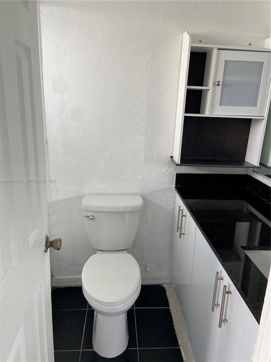 В аренду: $1,600 (0 спален, 1 ванн, 446 Квадратных фут)