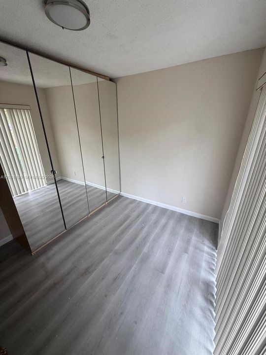 For Rent: $2,550 (2 beds, 2 baths, 1015 Square Feet)
