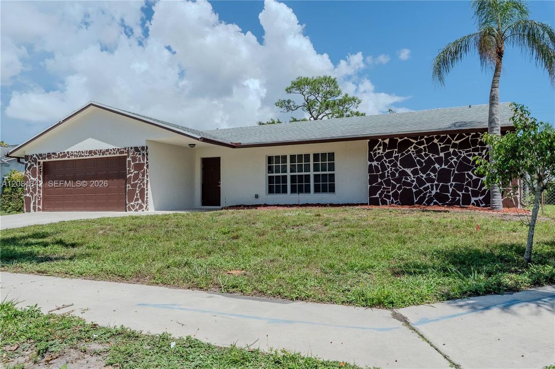 For Sale: $549,000 (3 beds, 2 baths, 1732 Square Feet)