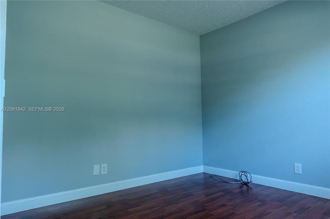 For Sale: $549,000 (3 beds, 2 baths, 1732 Square Feet)