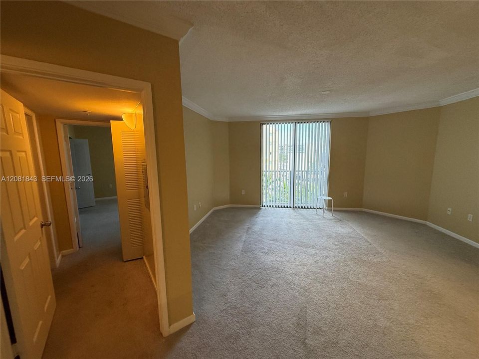 For Rent: $2,200 (2 beds, 2 baths, 1147 Square Feet)