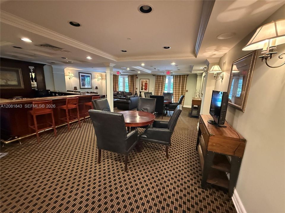 For Rent: $2,200 (2 beds, 2 baths, 1147 Square Feet)