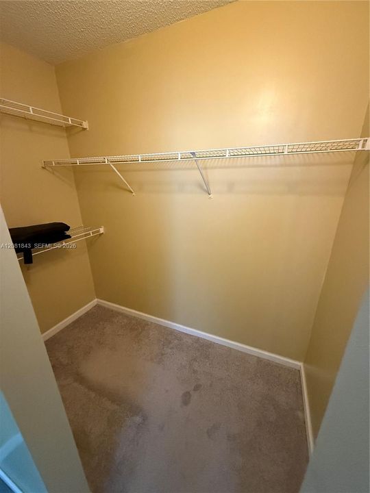 For Rent: $2,200 (2 beds, 2 baths, 1147 Square Feet)