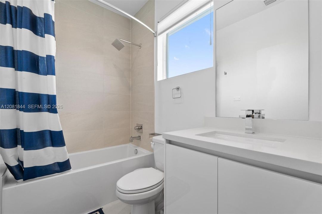 В аренду: $6,500 (4 спален, 4 ванн, 2402 Квадратных фут)