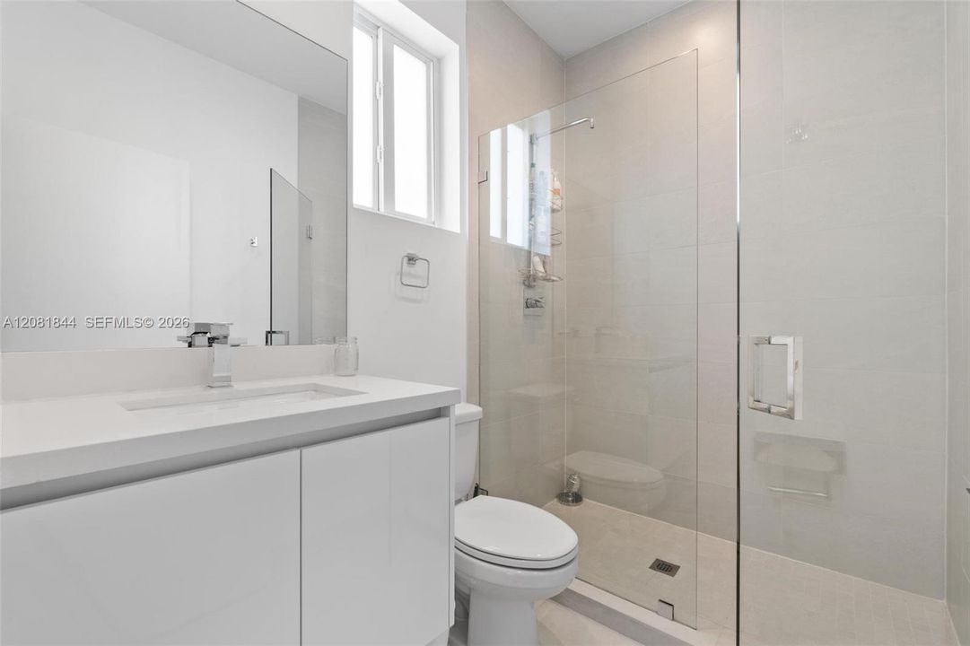 В аренду: $6,500 (4 спален, 4 ванн, 2402 Квадратных фут)
