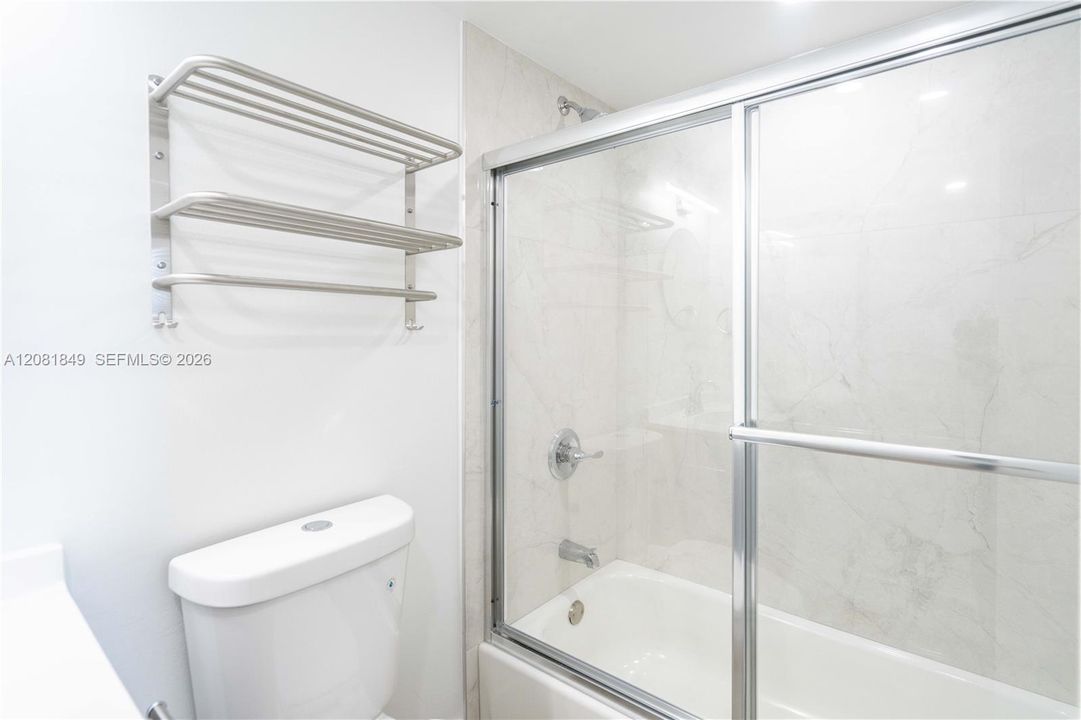 В аренду: $2,250 (1 спален, 1 ванн, 750 Квадратных фут)