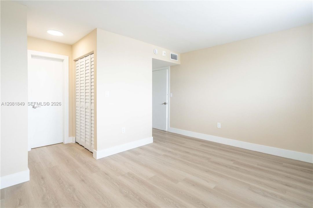 В аренду: $2,250 (1 спален, 1 ванн, 750 Квадратных фут)
