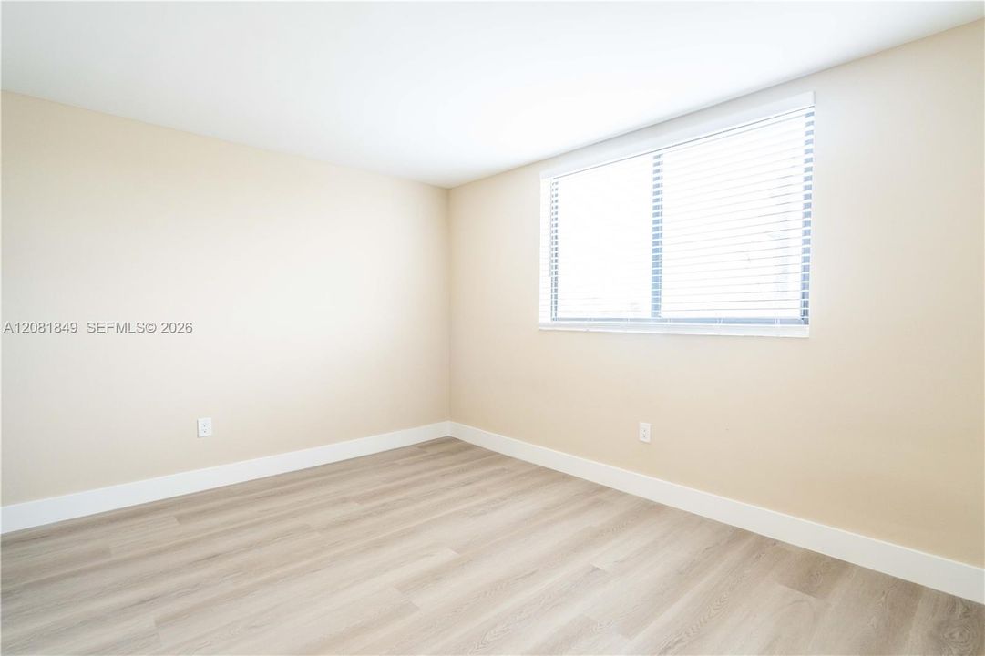 В аренду: $2,250 (1 спален, 1 ванн, 750 Квадратных фут)