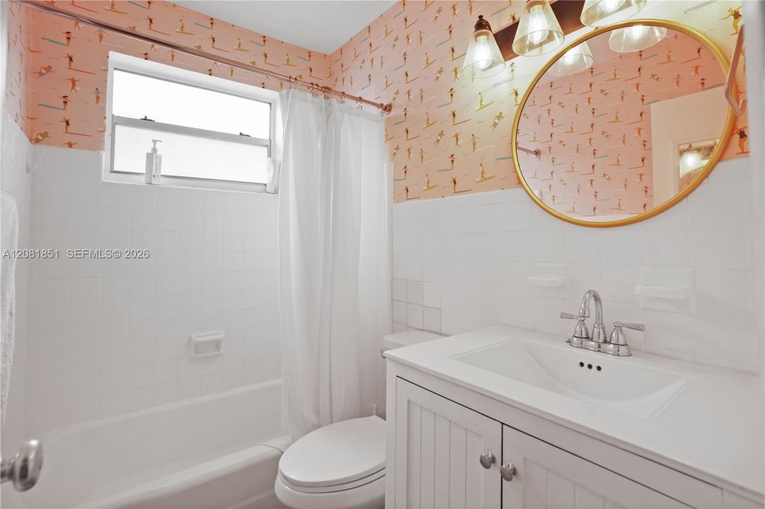 En Venta: $165,000 (0 camas, 1 baños, 400 Pies cuadrados)