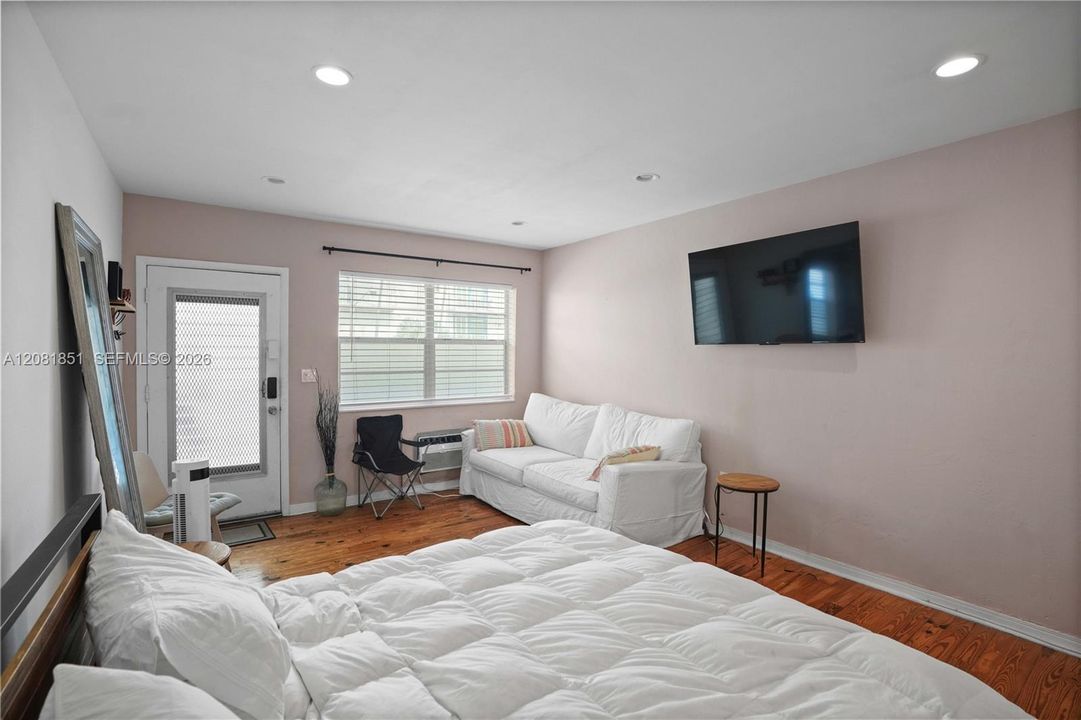 En Venta: $165,000 (0 camas, 1 baños, 400 Pies cuadrados)