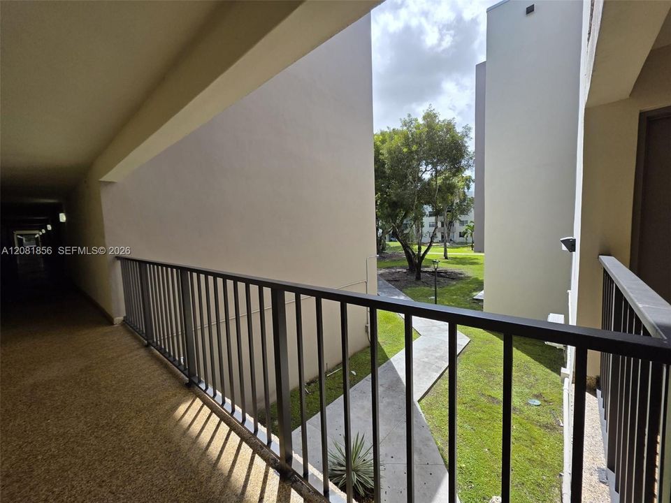 Corner Lot Unit