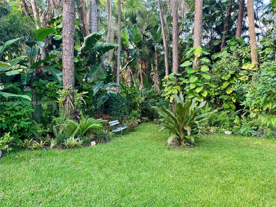 En Renta: $14,000 (3 camas, 2 baños, 2714 Pies cuadrados)