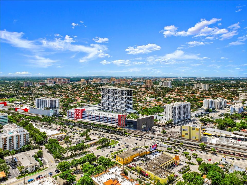 В аренду: $4,169 (2 спален, 2 ванн, 980 Квадратных фут)