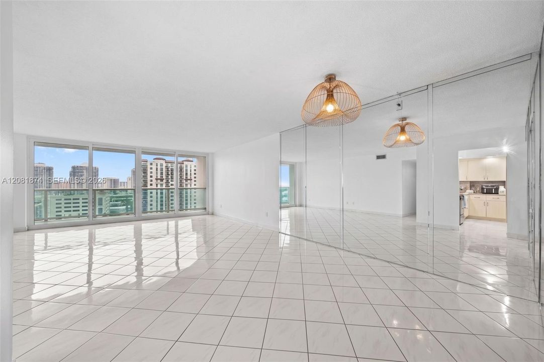 En Venta: $495,000 (2 camas, 2 baños, 1521 Pies cuadrados)