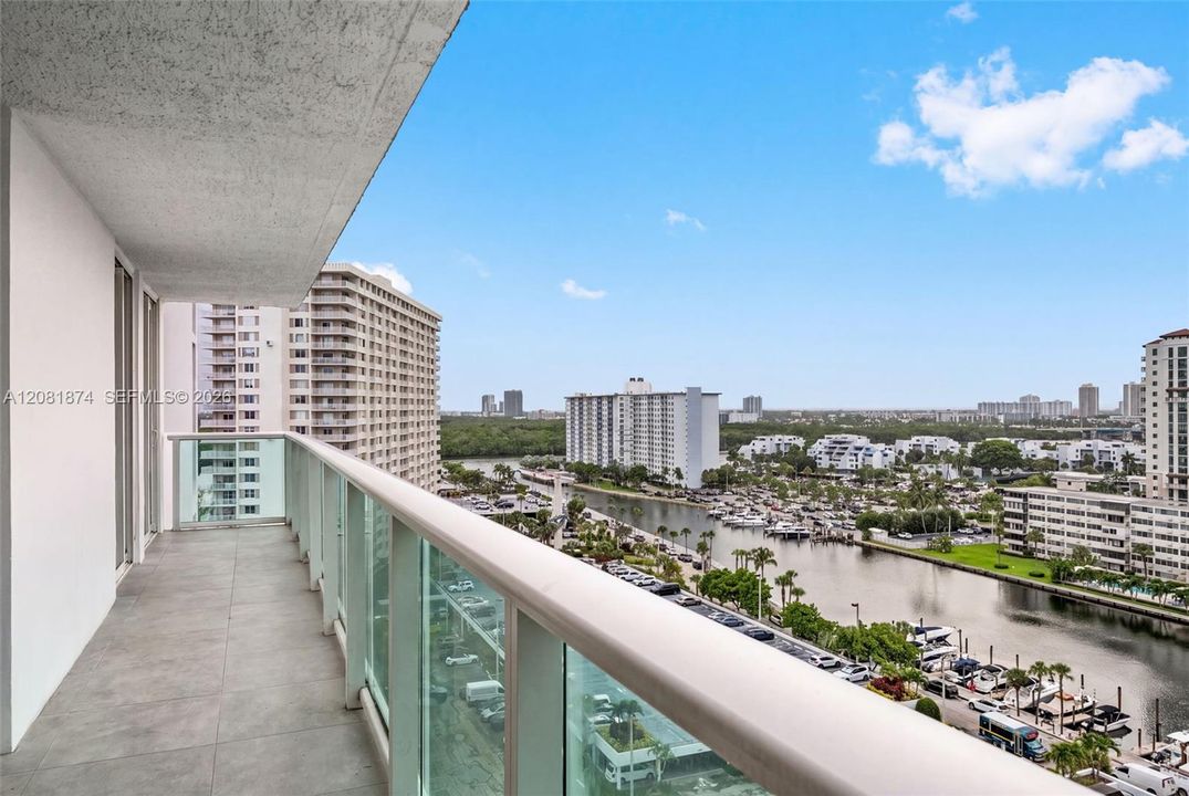 En Venta: $495,000 (2 camas, 2 baños, 1521 Pies cuadrados)