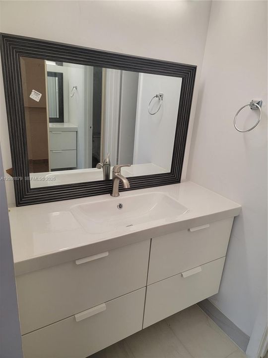 Active With Contract: $2,800 (3 beds, 2 baths, 1359 Square Feet)
