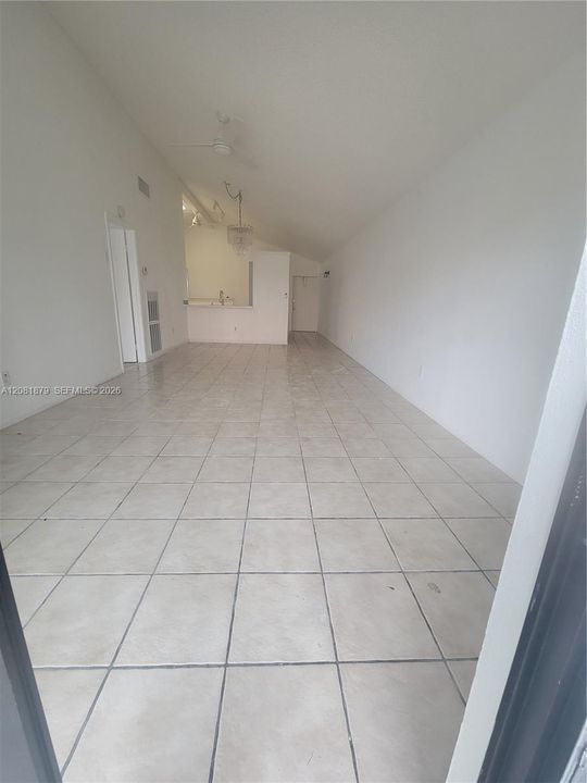 Active With Contract: $2,800 (3 beds, 2 baths, 1359 Square Feet)