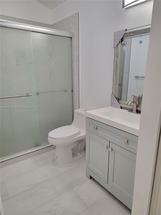 Active With Contract: $2,800 (3 beds, 2 baths, 1359 Square Feet)