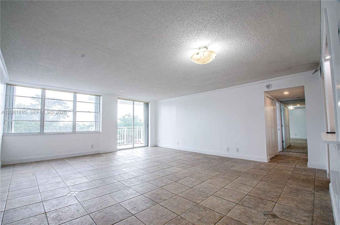 En Venta: $355,000 (2 camas, 2 baños, 1188 Pies cuadrados)
