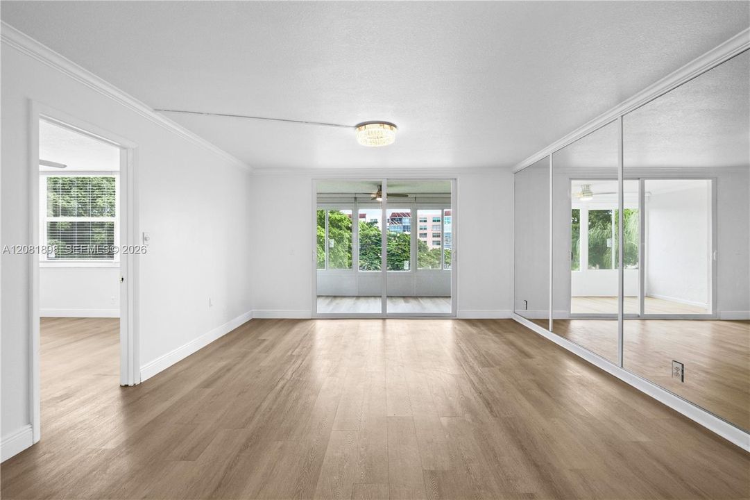 На продажу: $159,500 (2 спален, 2 ванн, 1006 Квадратных фут)