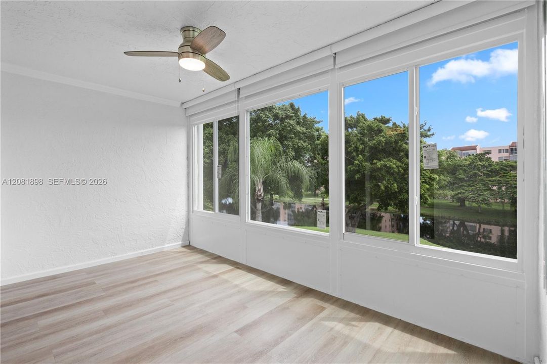 Enclosed balcony