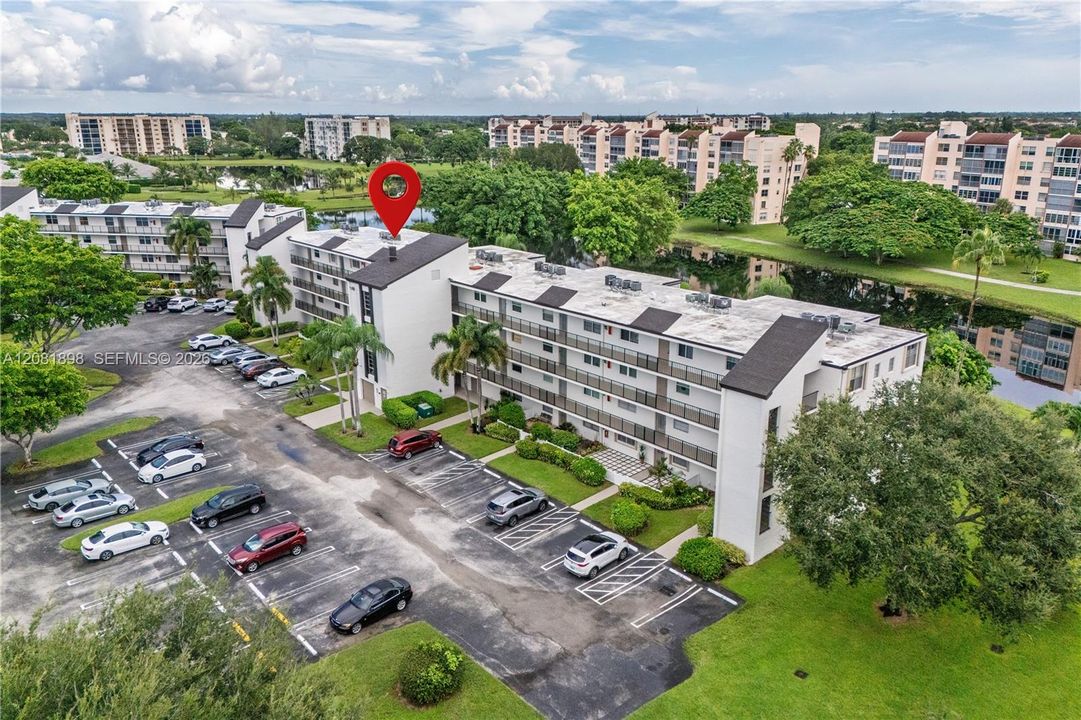 На продажу: $159,500 (2 спален, 2 ванн, 1006 Квадратных фут)