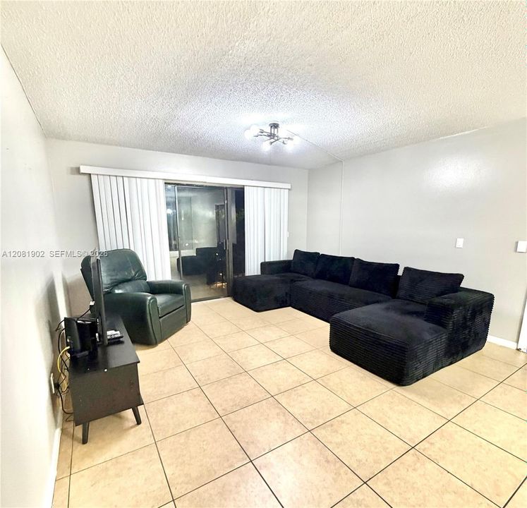 For Rent: $1,800 (2 beds, 2 baths, 0 Square Feet)