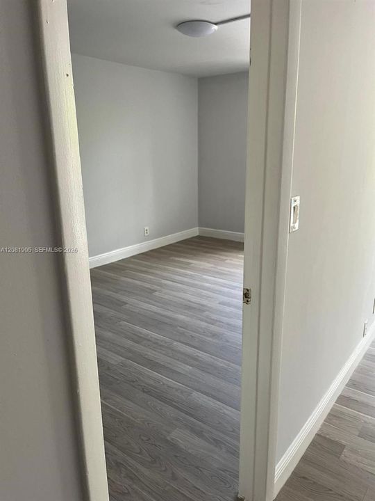 For Rent: $1,425 (1 beds, 1 baths, 619 Square Feet)