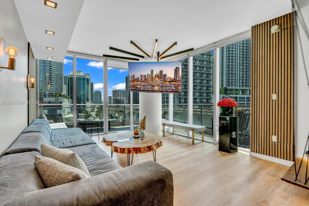 For Rent: $8,500 (3 beds, 3 baths, 1641 Square Feet)