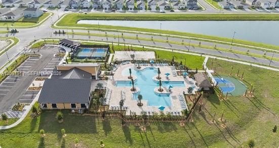 For Rent: $2,250 (4 beds, 2 baths, 0 Square Feet)