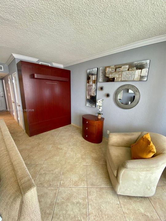 В аренду: $2,350 (0 спален, 1 ванн, 482 Квадратных фут)