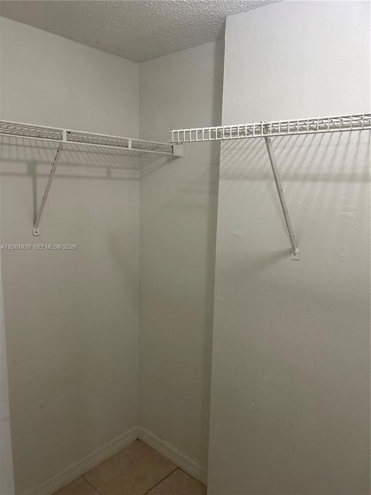 En Renta: $1,700 (1 camas, 1 baños, 883 Pies cuadrados)