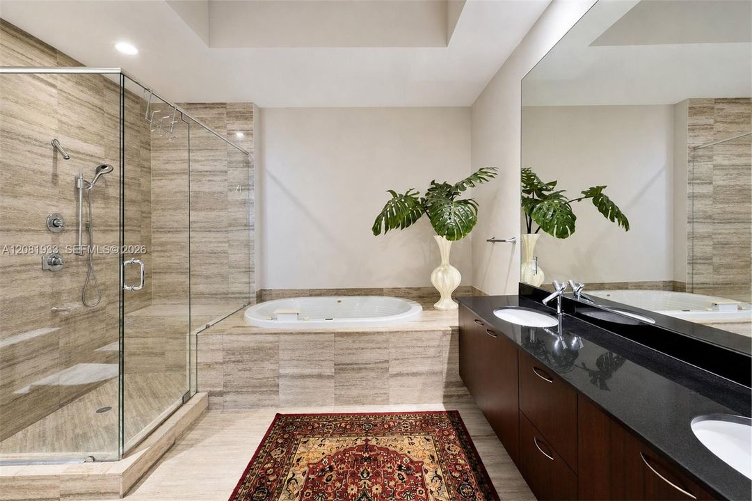 В аренду: $12,000 (3 спален, 3 ванн, 2084 Квадратных фут)