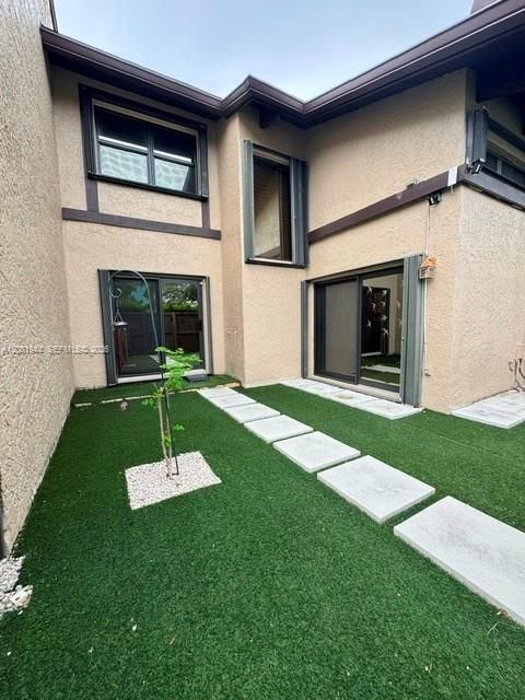 На продажу: $418,000 (3 спален, 2 ванн, 1450 Квадратных фут)