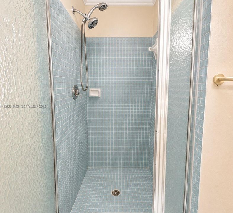 For Sale: $350,000 (2 beds, 2 baths, 1456 Square Feet)
