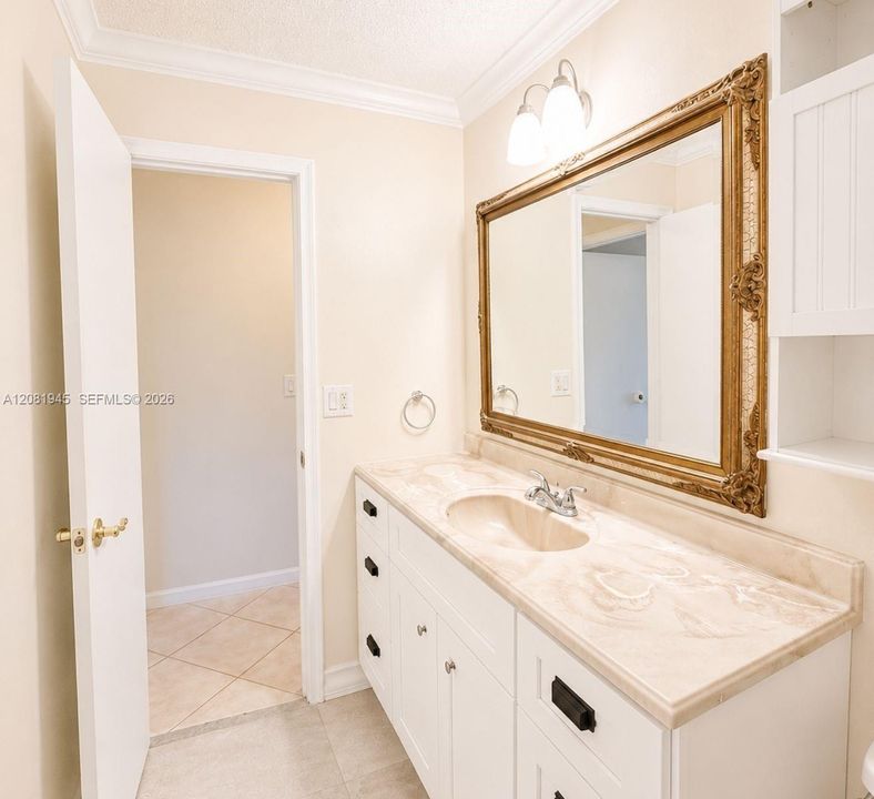 For Sale: $350,000 (2 beds, 2 baths, 1456 Square Feet)