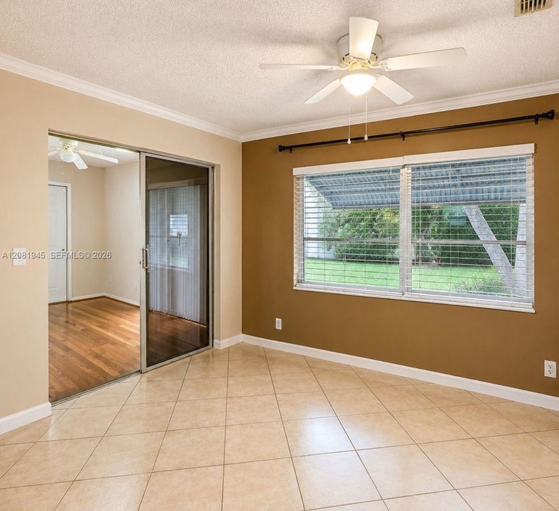 For Sale: $350,000 (2 beds, 2 baths, 1456 Square Feet)
