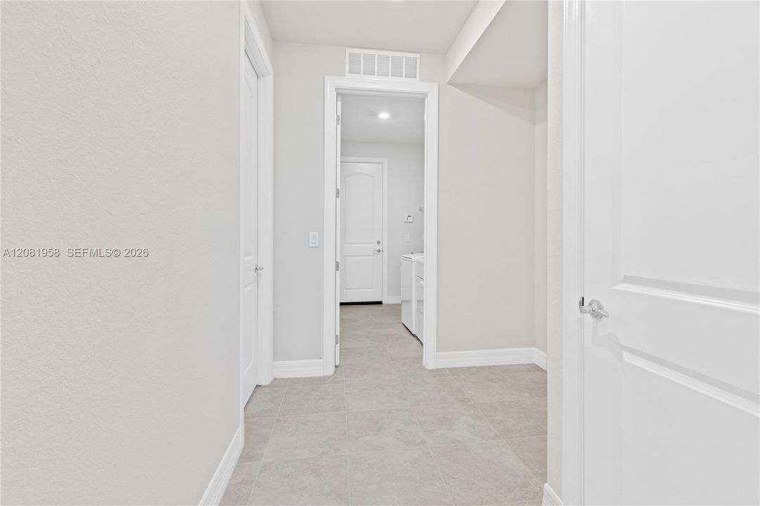 For Rent: $4,000 (5 beds, 3 baths, 2809 Square Feet)