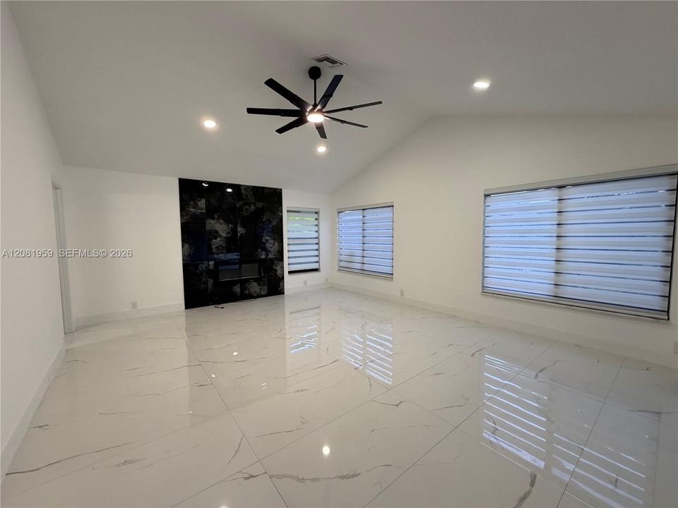 En Renta: $6,500 (4 camas, 4 baños, 2693 Pies cuadrados)