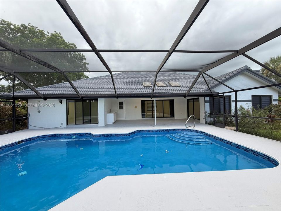 En Renta: $6,500 (4 camas, 4 baños, 2693 Pies cuadrados)