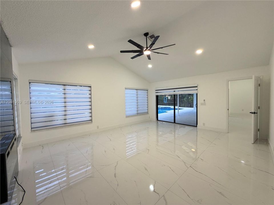 En Renta: $6,500 (4 camas, 4 baños, 2693 Pies cuadrados)