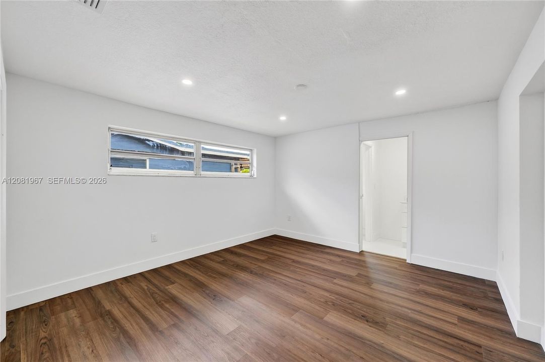 En Renta: $3,150 (3 camas, 2 baños, 1604 Pies cuadrados)