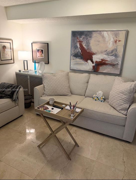 В аренду: $3,750 (1 спален, 2 ванн, 1200 Квадратных фут)