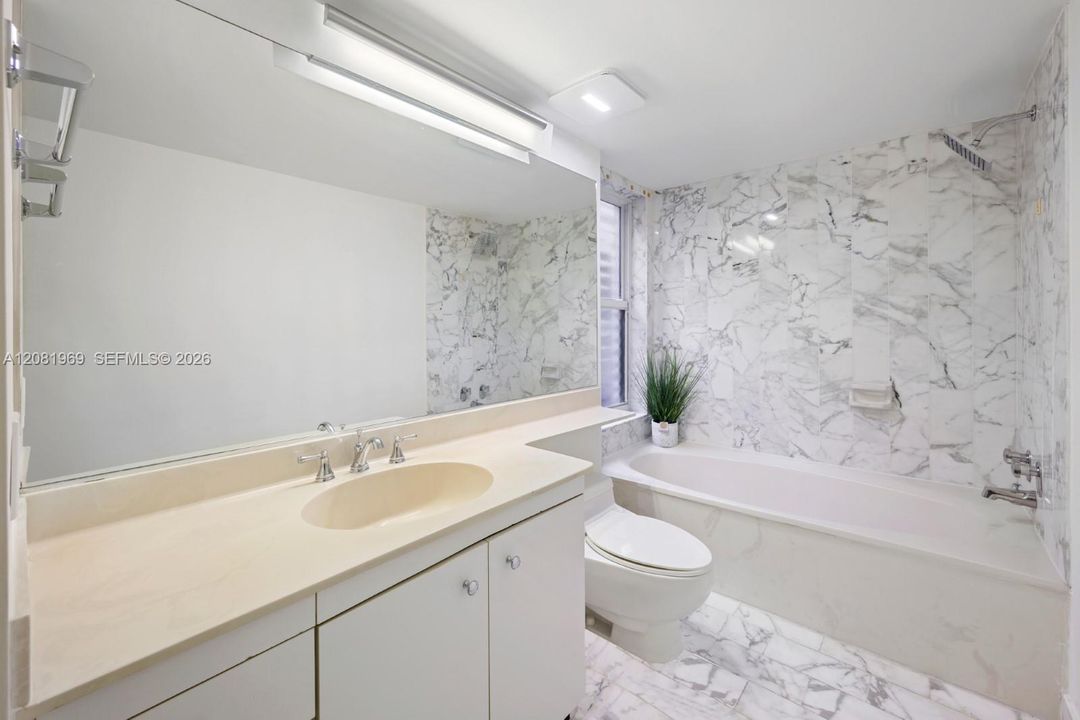 В аренду: $3,750 (1 спален, 2 ванн, 1200 Квадратных фут)