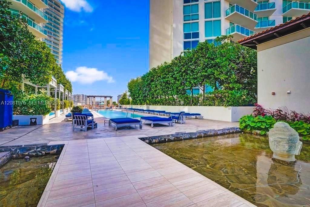 En Venta: $819,000 (3 camas, 2 baños, 1458 Pies cuadrados)