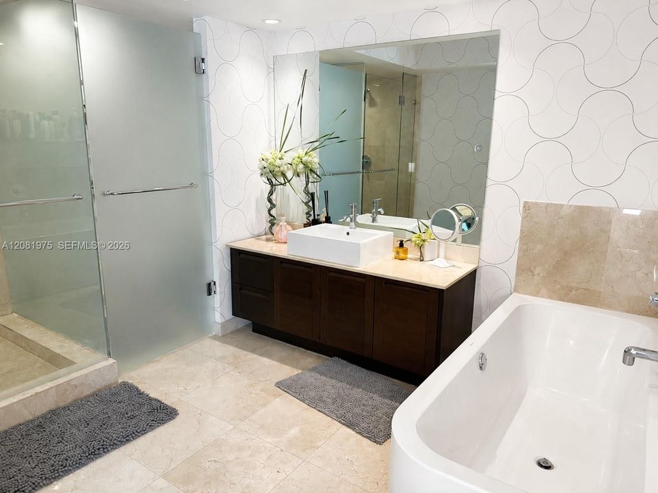 En Venta: $819,000 (3 camas, 2 baños, 1458 Pies cuadrados)