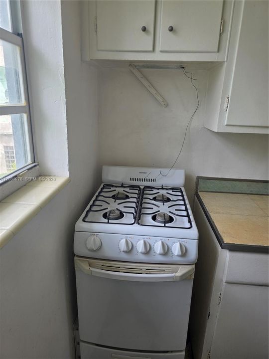 For Rent: $1,475 (0 beds, 1 baths, 400 Square Feet)