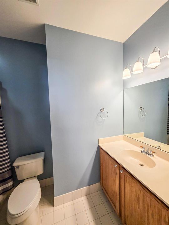 12 -2nd bathroom