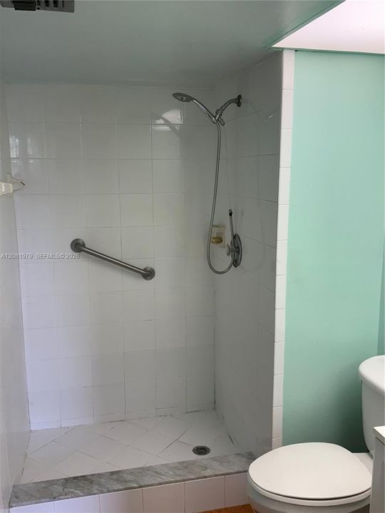 В аренду: $1,675 (2 спален, 2 ванн, 960 Квадратных фут)